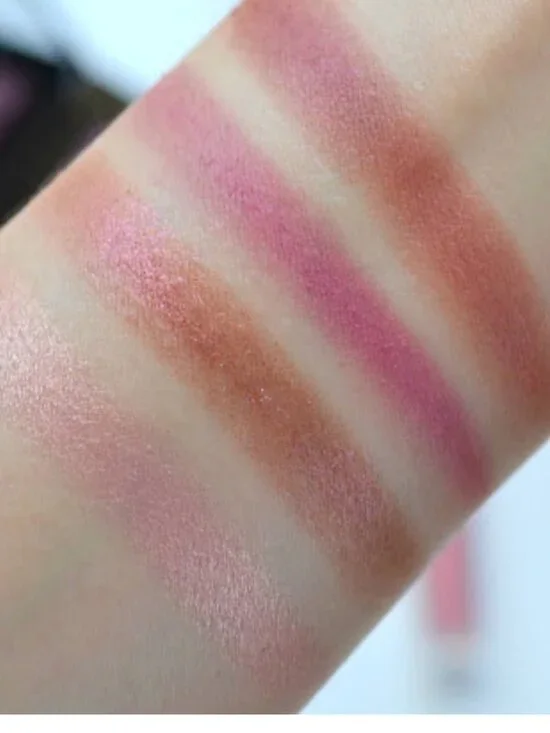 Mary Kay Warm Pinks Eyeshadow Quad - Picture 3 of 3